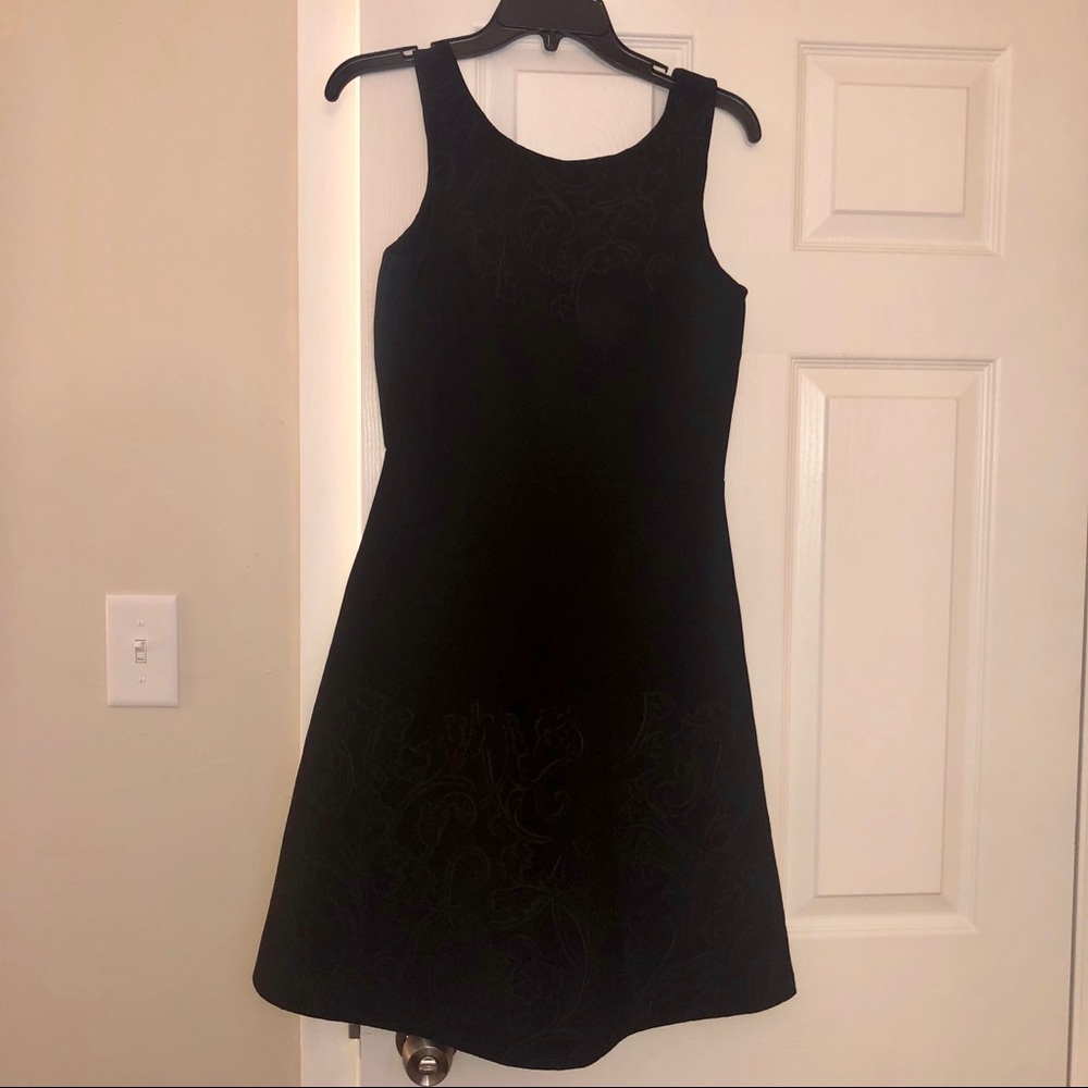 Vera Wang embroidered dress